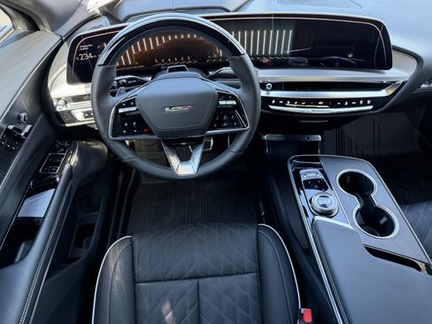 Certified 2026 Cadillac Lyriq V w/ Exterior Carbon Fiber Package AWD/4WD image 14