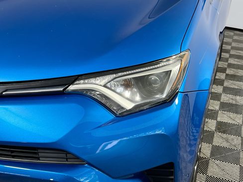 Used 2016 Toyota RAV4 LE FWD image 12