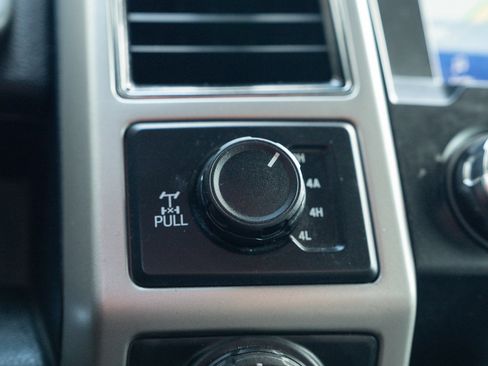 Used 2020 Ford F150 Lariat AWD/4WD image 27