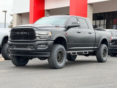 Used 2022 RAM 2500 Laramie w/ Night Edition image 28