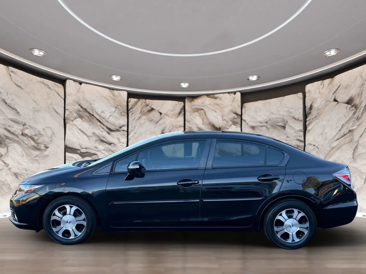 Used 2013 Honda Civic Hybrid Sedan image 4