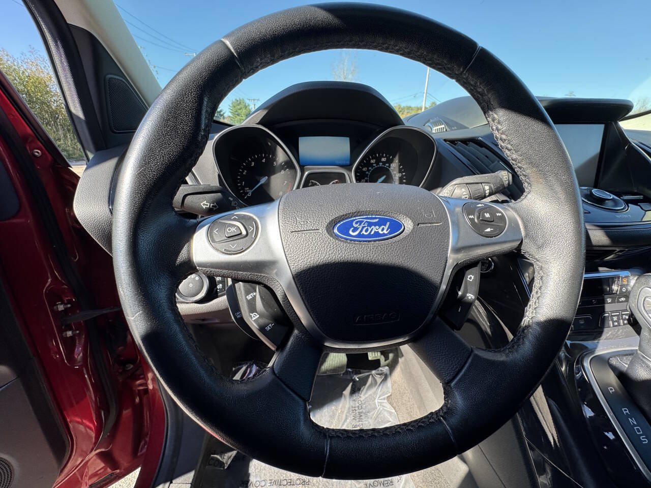 Used 2014 Ford Escape Titanium w/ Equipment Group 401A AWD/4WD image 18
