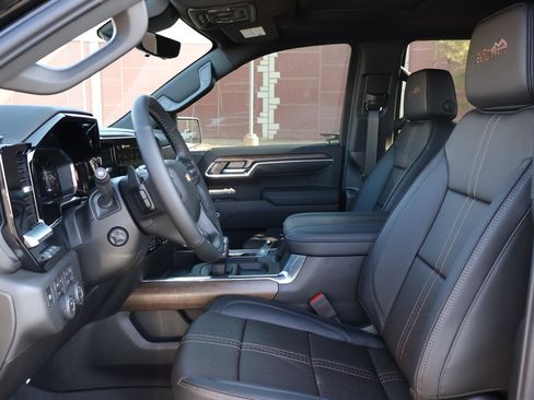 New 2026 Chevrolet Silverado 1500 High Country image 13