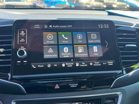 Used 2025 Honda Ridgeline Sport image 29