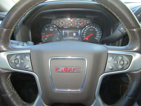 Used 2018 GMC Sierra 1500 SLT image 32