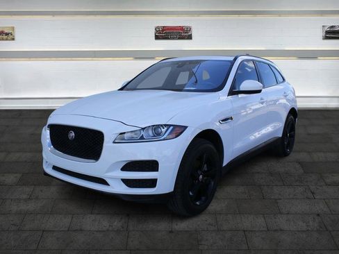 Used 2017 Jaguar F-PACE Premium AWD/4WD image 3