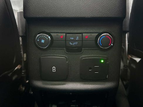 Used 2017 Ford Explorer Limited AWD/4WD image 24
