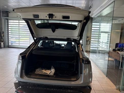Used 2023 Nissan Ariya AWD/4WD image 14