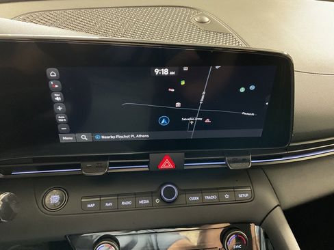 New 2025 Hyundai Elantra SEL image 2