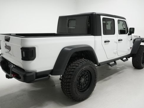 Used 2021 Jeep Gladiator Rubicon w/ Trailer Tow Package image 4