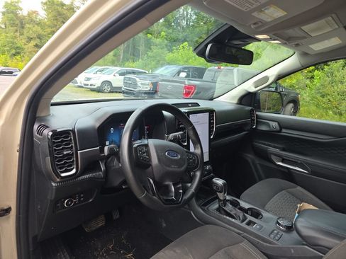 Used 2025 Ford Ranger XLT w/ Equipment Group 301A High AWD/4WD image 12