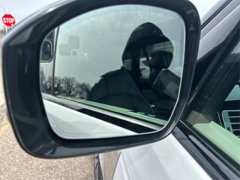 Used 2020 Land Rover Range Rover HSE image 34