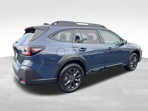 Certified 2025 Subaru Outback Onyx Edition image 7