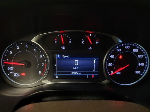 Used 2021 GMC Acadia SLE FWD image 23