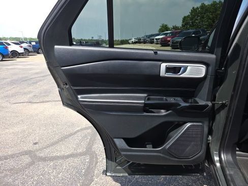 Used 2022 Ford Explorer ST w/ Equipment Group 401A AWD/4WD image 36