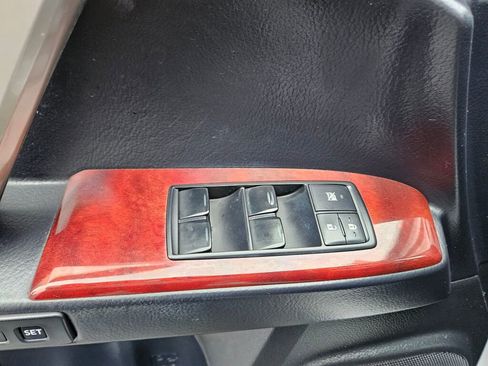 Used 2013 Lexus GX 460 Premium image 14