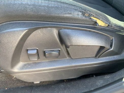 Used 2010 GMC Terrain SLE FWD image 20