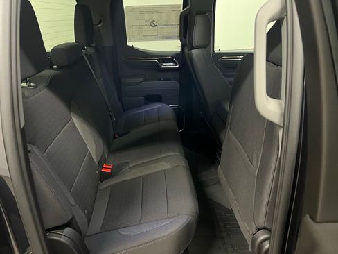 New 2026 GMC Sierra 1500 Elevation image 35