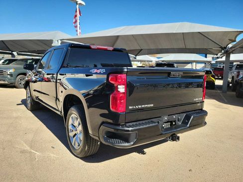 Used 2024 Chevrolet Silverado 1500 Custom image 4