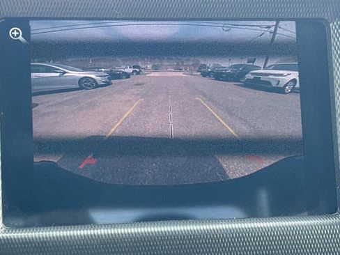 Used 2021 Jeep Gladiator Sport image 27