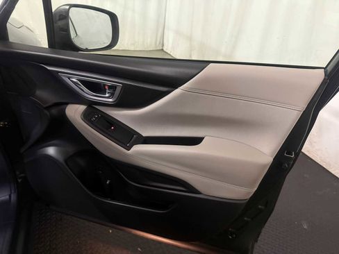 Certified 2023 Subaru Forester Premium image 29