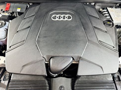 Used 2025 Audi Q7 3.0T Premium Plus w/ Premium Plus Package image 29