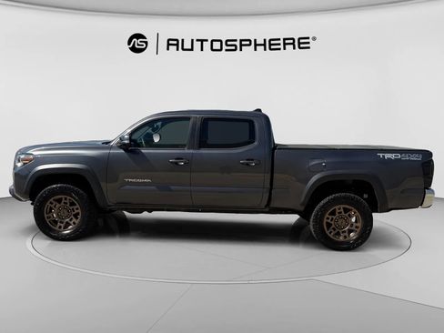 Used 2019 Toyota Tacoma TRD Off-Road AWD/4WD image 5