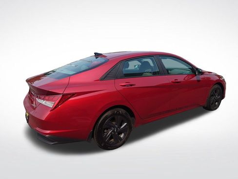 Used 2023 Hyundai Elantra Blue FWD image 7