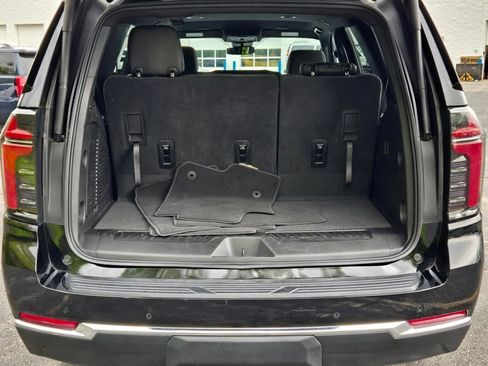 Used 2025 Chevrolet Tahoe LT AWD/4WD image 15