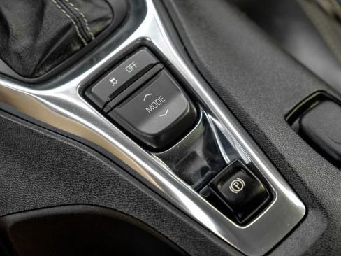 Used 2017 Chevrolet Camaro LT RWD image 30