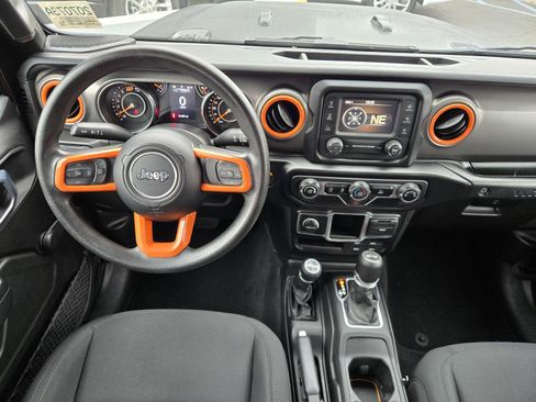 Used 2021 Jeep Wrangler Unlimited Sport AWD/4WD image 6