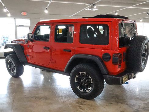 Used 2025 Jeep Wrangler Unlimited Rubicon 4xe w/ Safety Group image 6