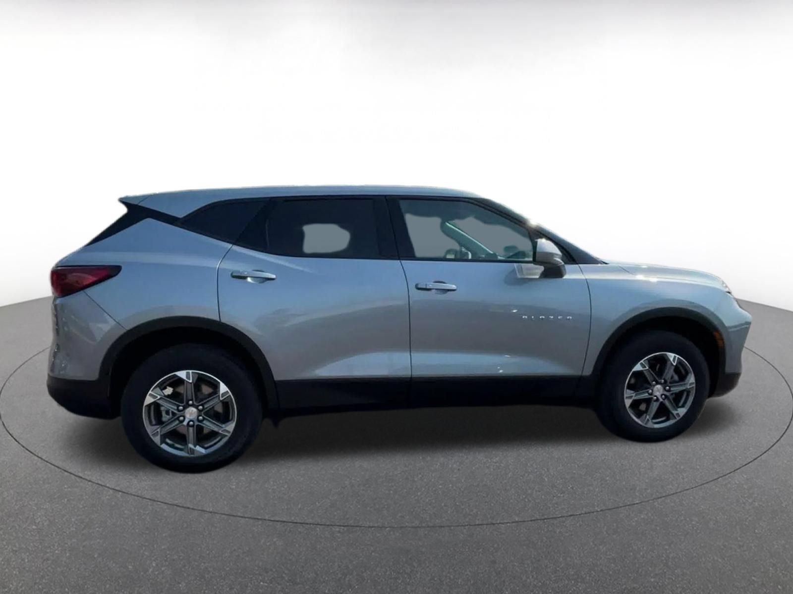 Used 2026 Chevrolet Blazer LT FWD image 15