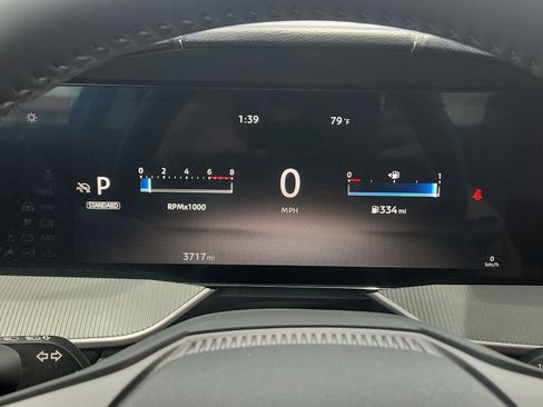 Used 2025 Nissan Murano SV AWD/4WD image 18
