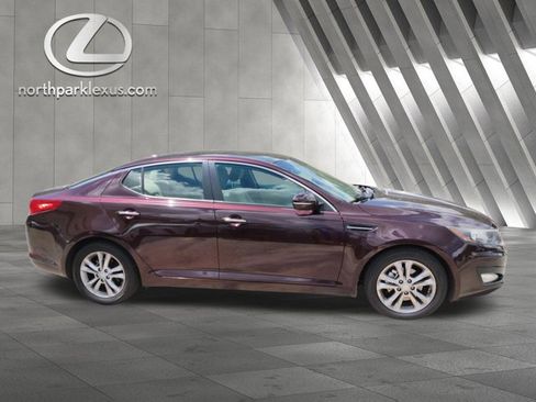 Used 2013 Kia Optima LX FWD image 4