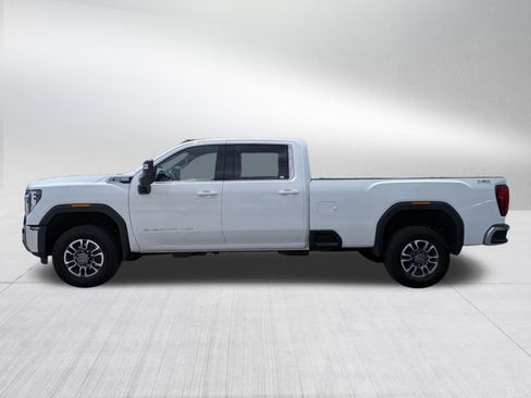 Used 2024 GMC Sierra 3500 SLE w/ SLE Convenience Package AWD/4WD image 3