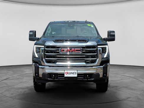 Used 2026 GMC Sierra 2500 SLE w/ SLE Value Package; AWD/4WD image 2