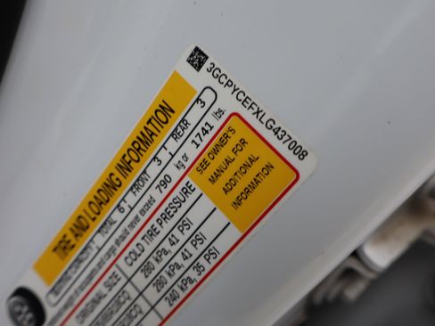 Used 2020 Chevrolet Silverado 1500 Custom Trail Boss w/ Custom Convenience Package image 23