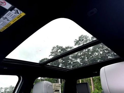 New 2025 Toyota Tundra Limited AWD/4WD image 15