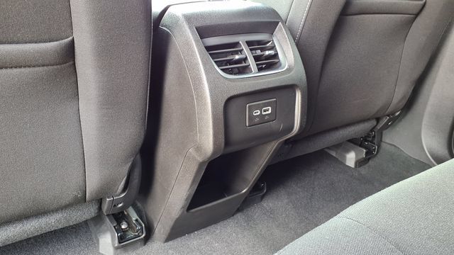Used 2024 Chevrolet Blazer LT w/ Convenience Package FWD image 17