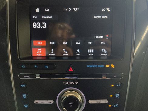 Used 2018 Ford Explorer Limited w/ Equipment Group 301A AWD/4WD image 25
