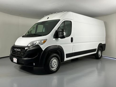 Used 2026 RAM ProMaster 3500 w/ Convenience Group FWD image 3