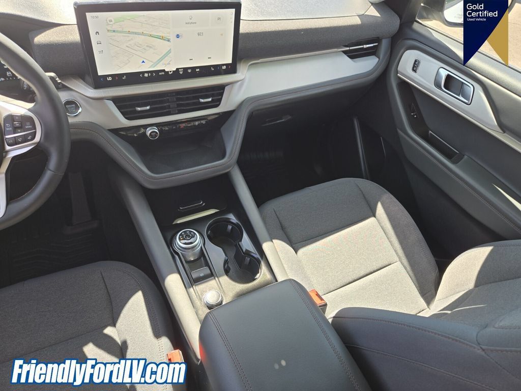 Certified 2025 Ford Explorer Active RWD image 16