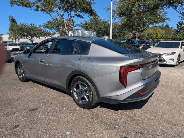 New 2027 Kia K4 FWD image 4