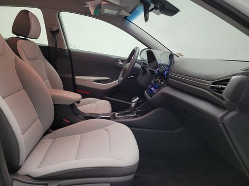 Used 2022 Hyundai Ioniq Blue FWD image 21