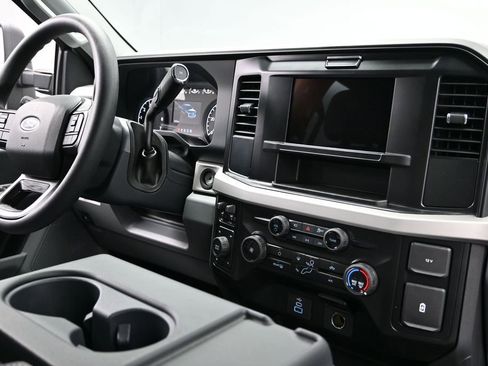 New 2026 Ford F250 XL w/ STX Appearance Package AWD/4WD image 14