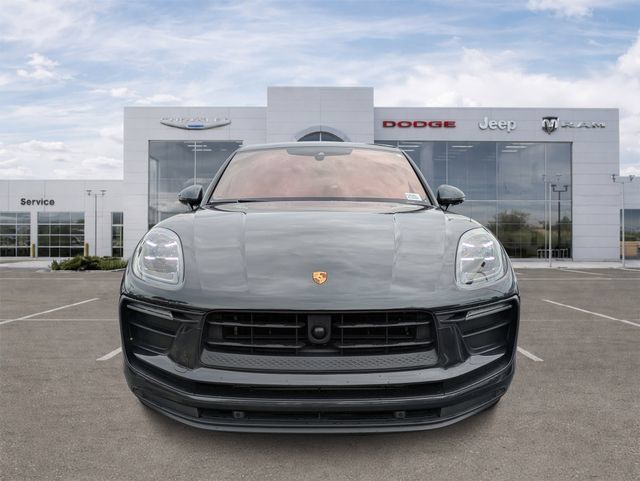 Used 2023 Porsche Macan AWD/4WD image 7
