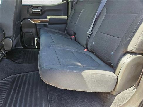 Used 2020 GMC Sierra 1500 SLE w/ SLE Value Package AWD/4WD image 17