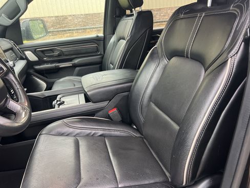 Used 2019 RAM 1500 Limited AWD/4WD image 12