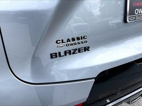 Used 2024 Chevrolet Blazer RS FWD image 23